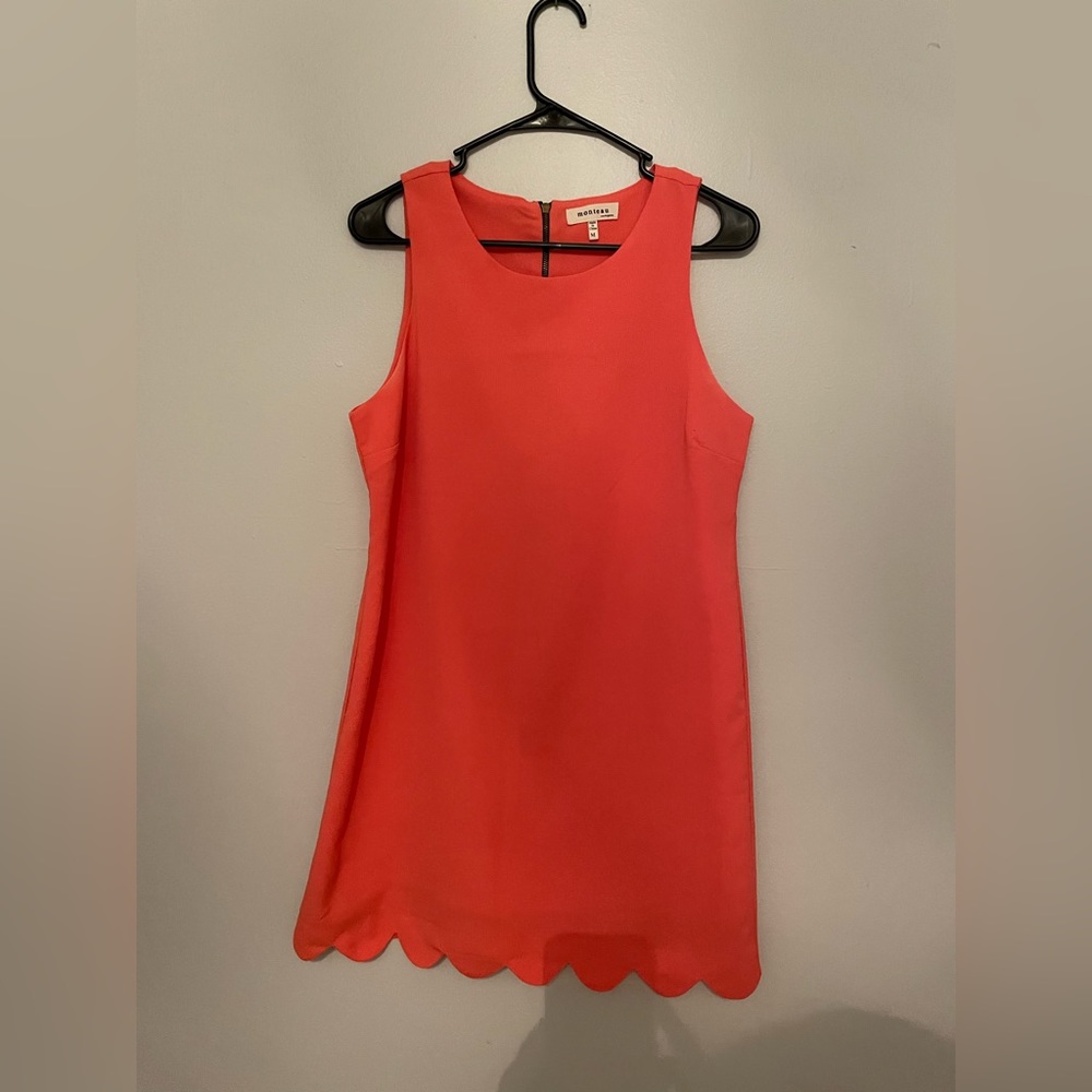 Scalloped hem dress